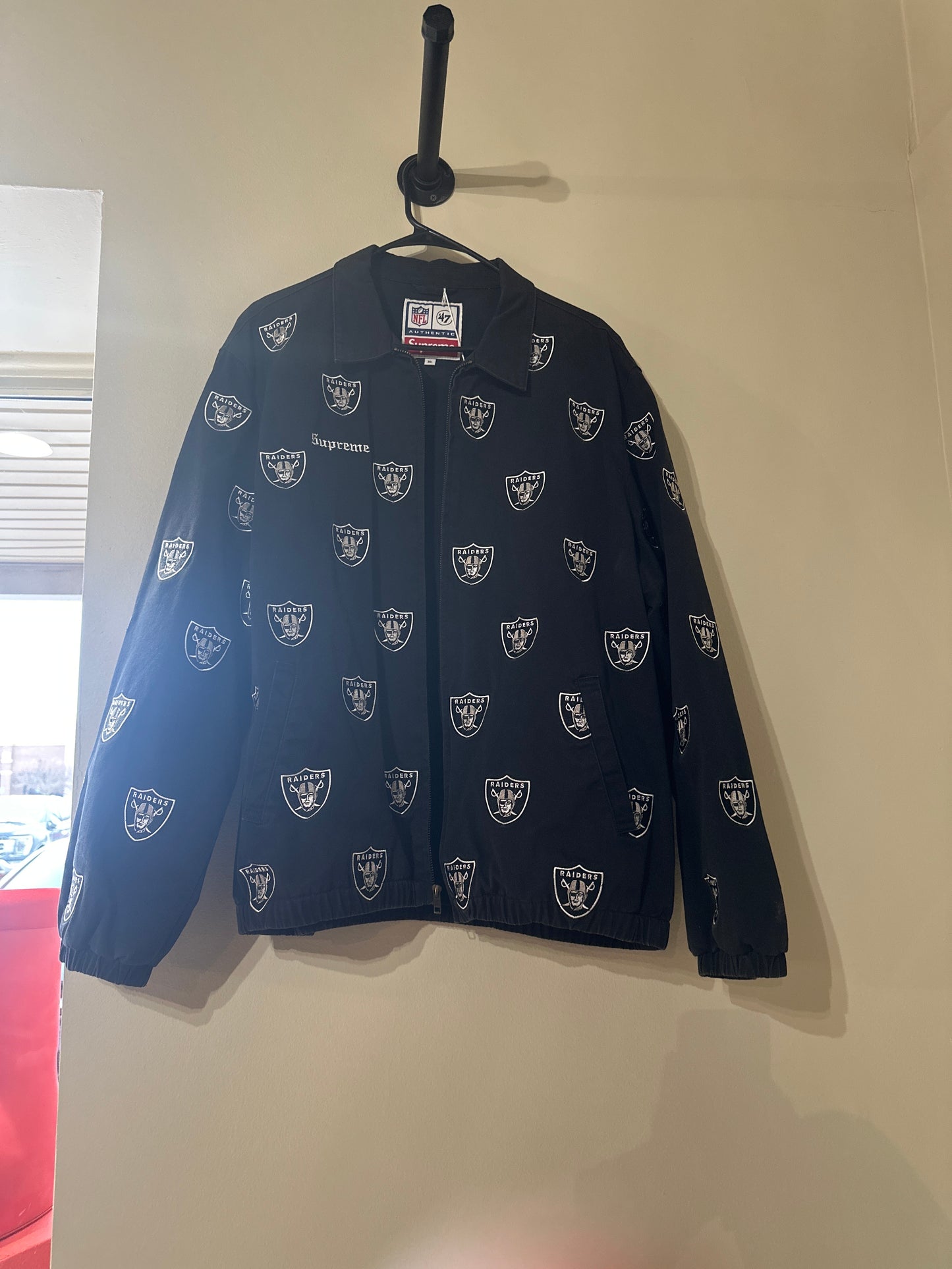 Supreme raiders jacket size XL