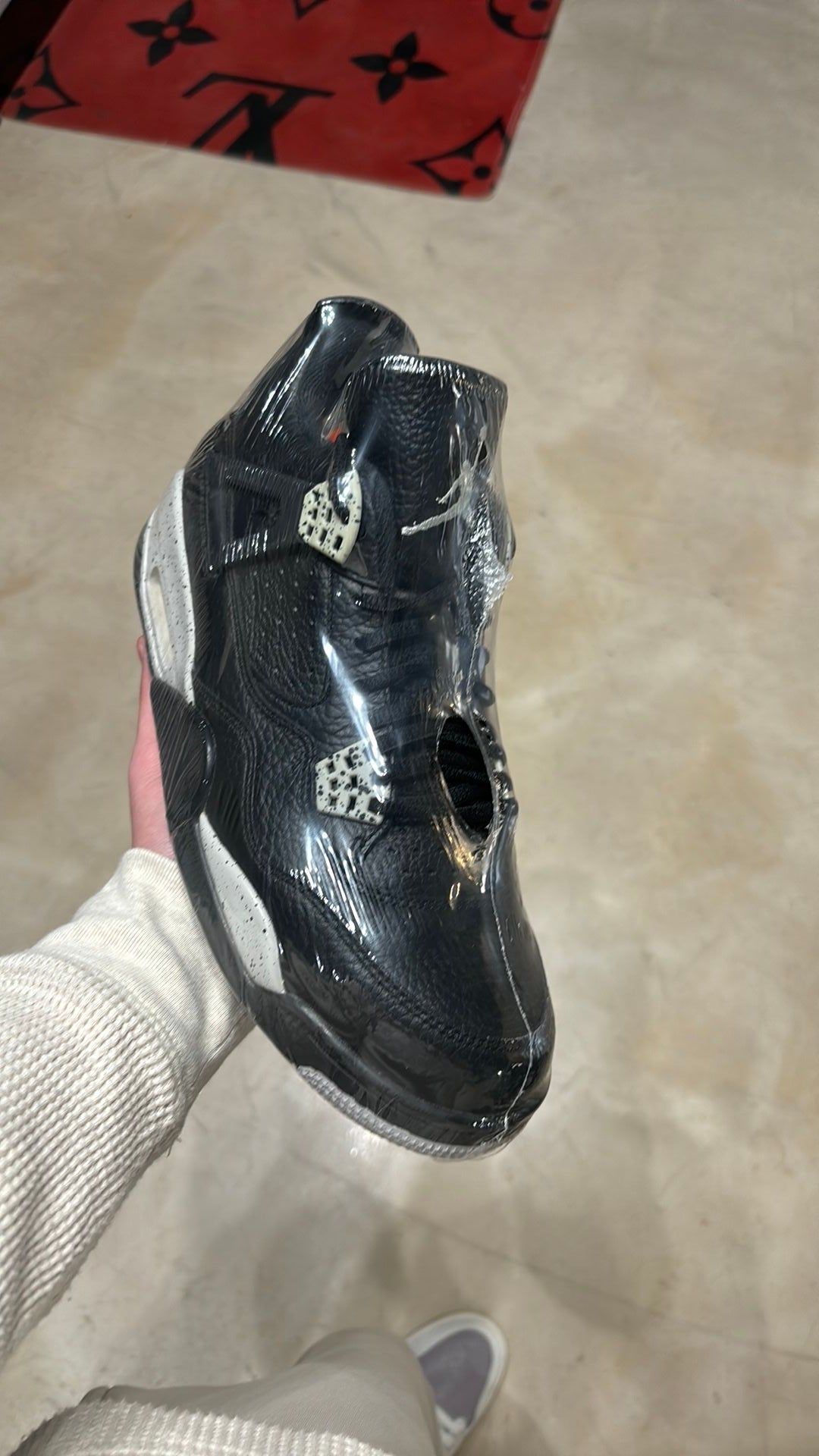 Jordan 4 black oreo