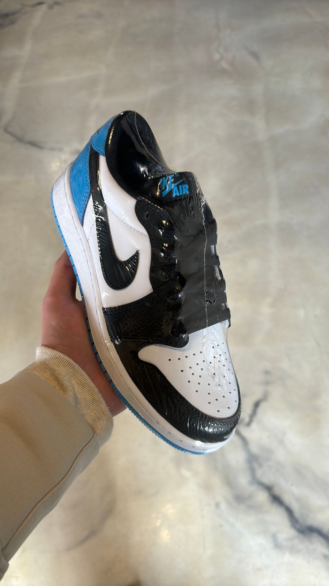 Jordan 1 low powder blue