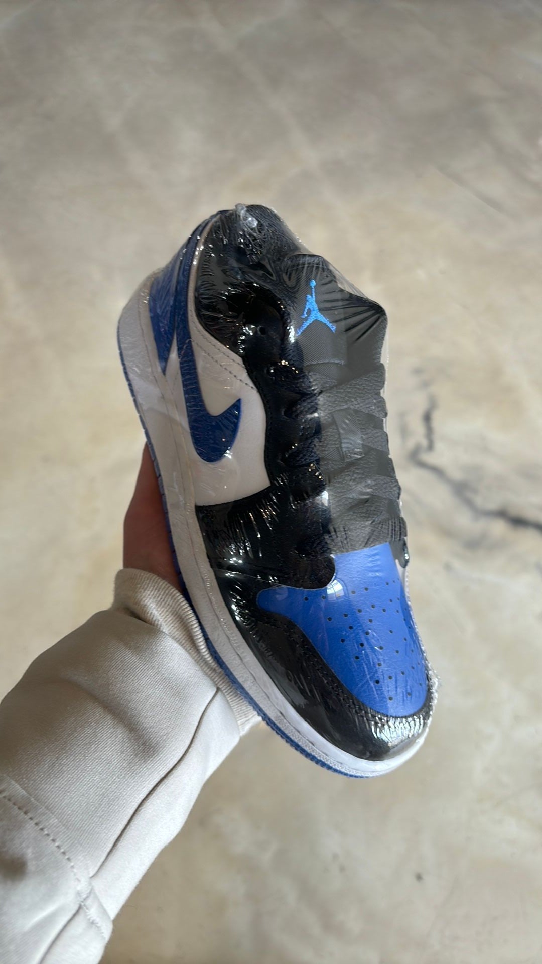 Jordan 1 low royal toe