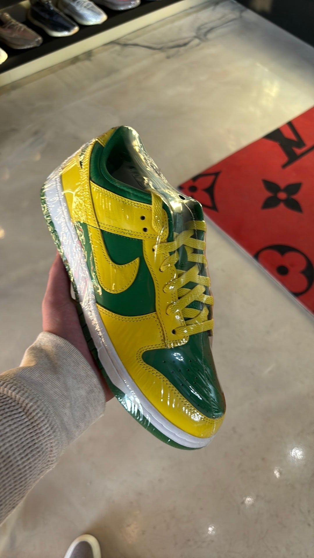 Nike dunk low reverse brazil