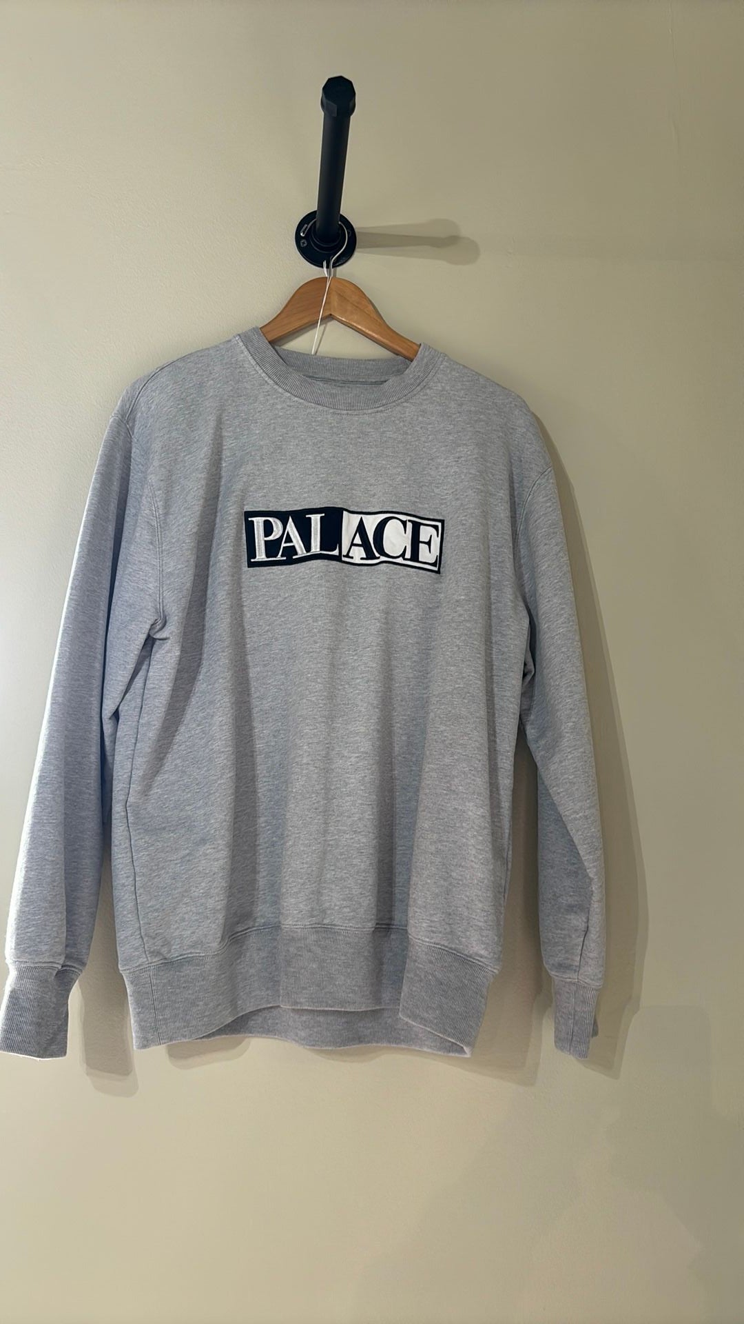 Palace crew neck sz large