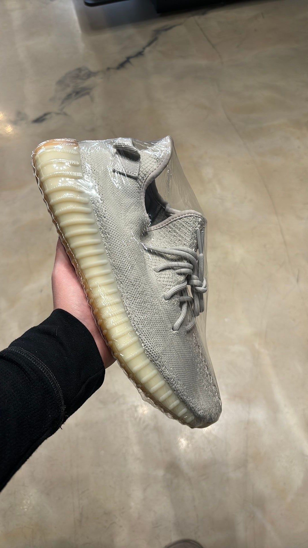 Adidas yeezy 350 sesame