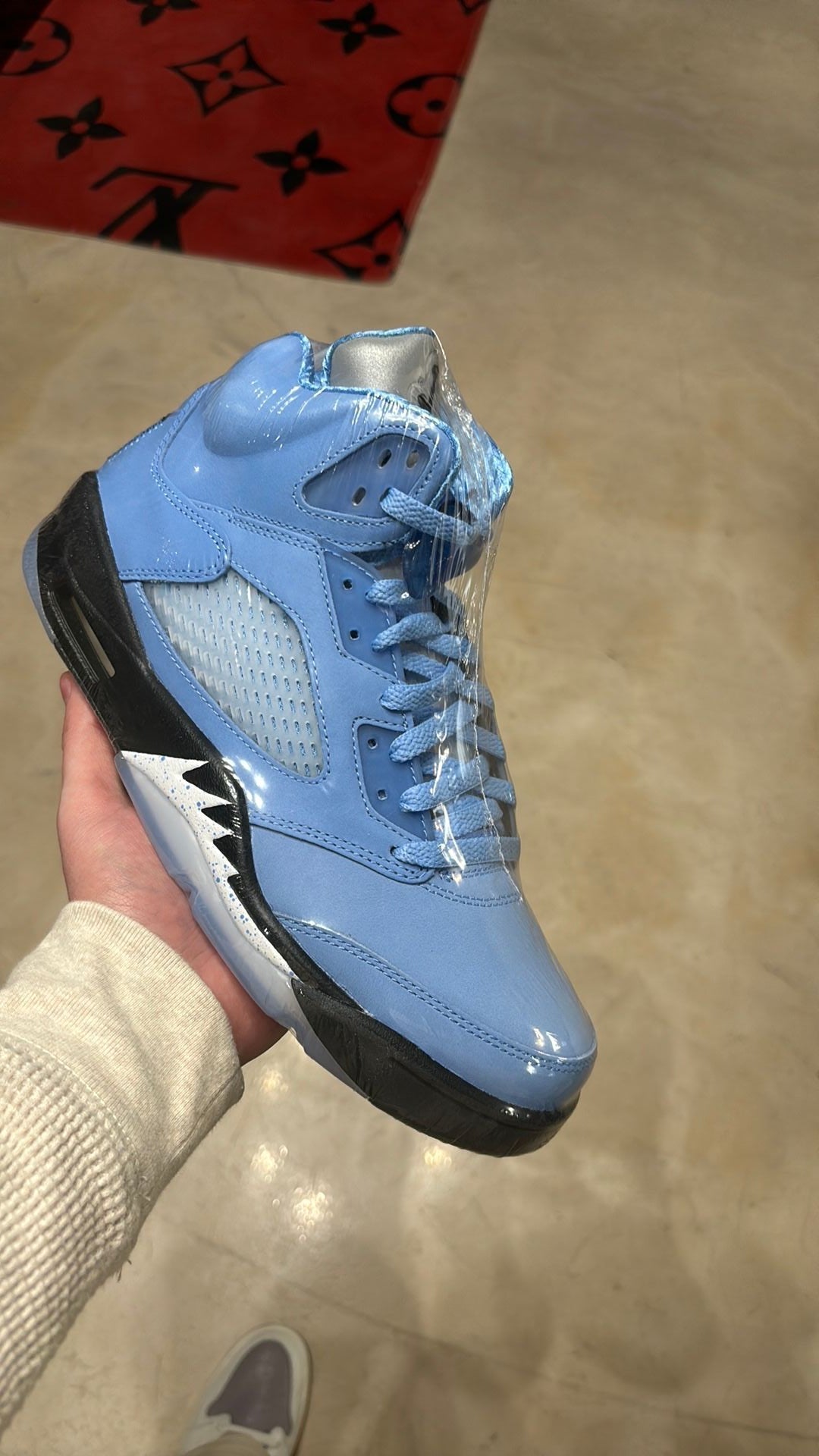 Jordan 5 UNC