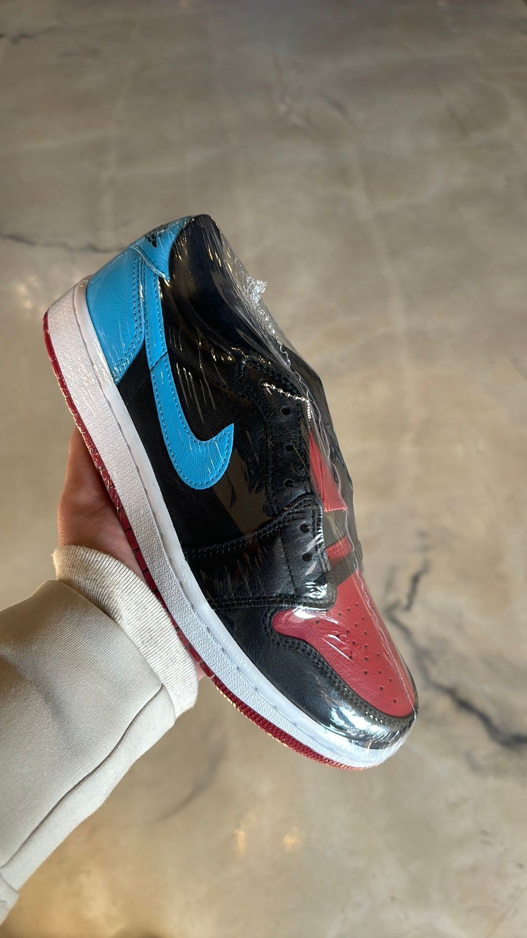 Jordan 1 low NC to CHI