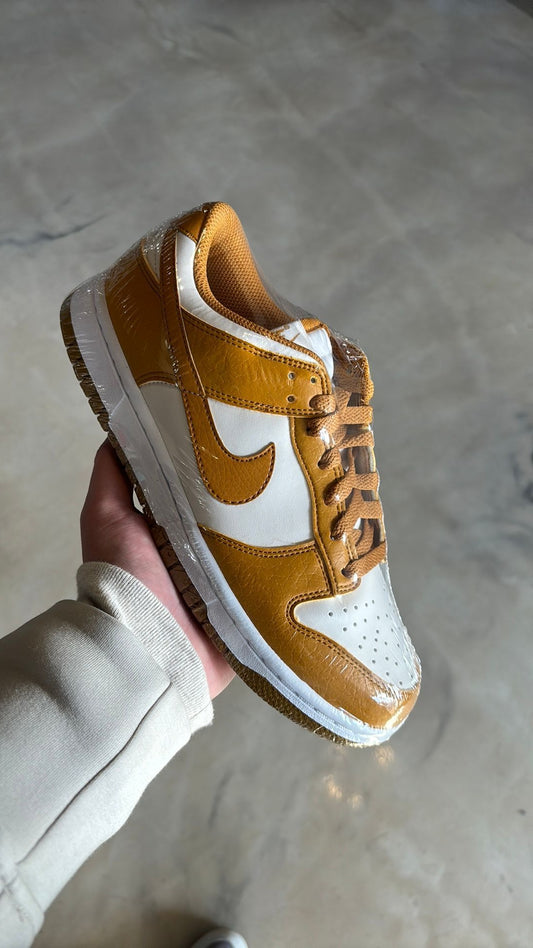 Nike dunk low mixed nature