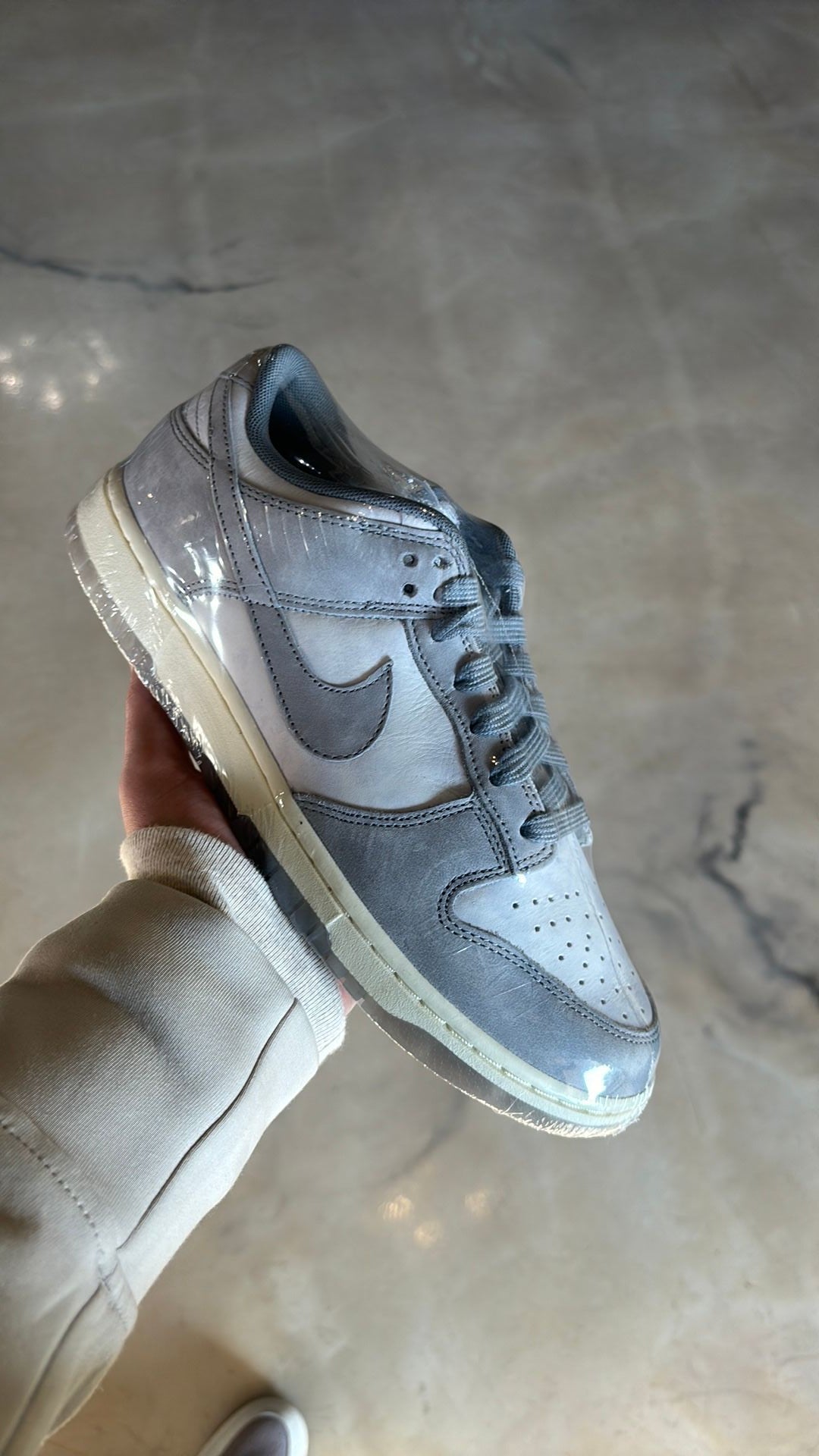 Nike dunk low football grey