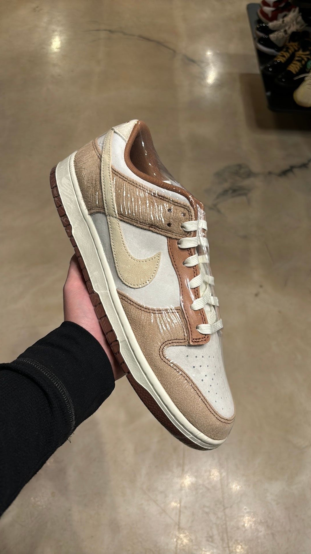 Nike dunk low medium curry